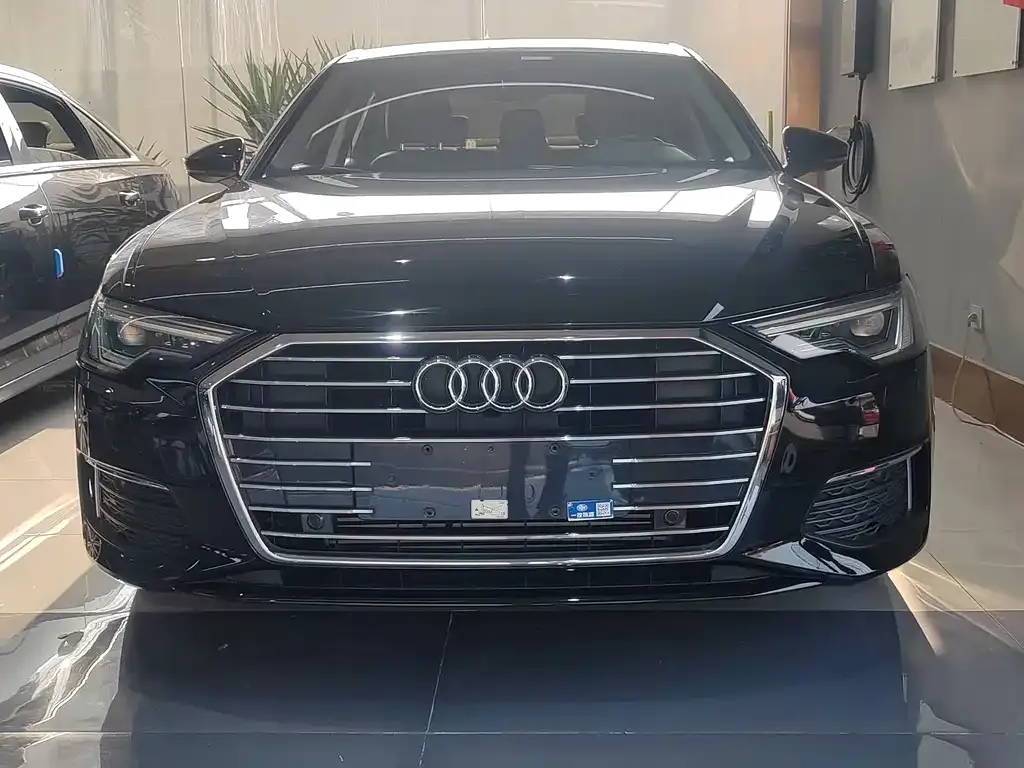 Audi A6L 2022 из CN, фото 6