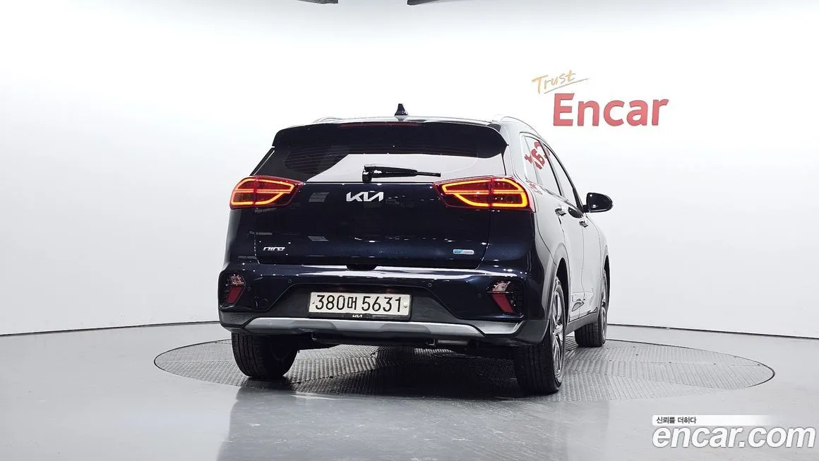 Kia Niro — фото 4