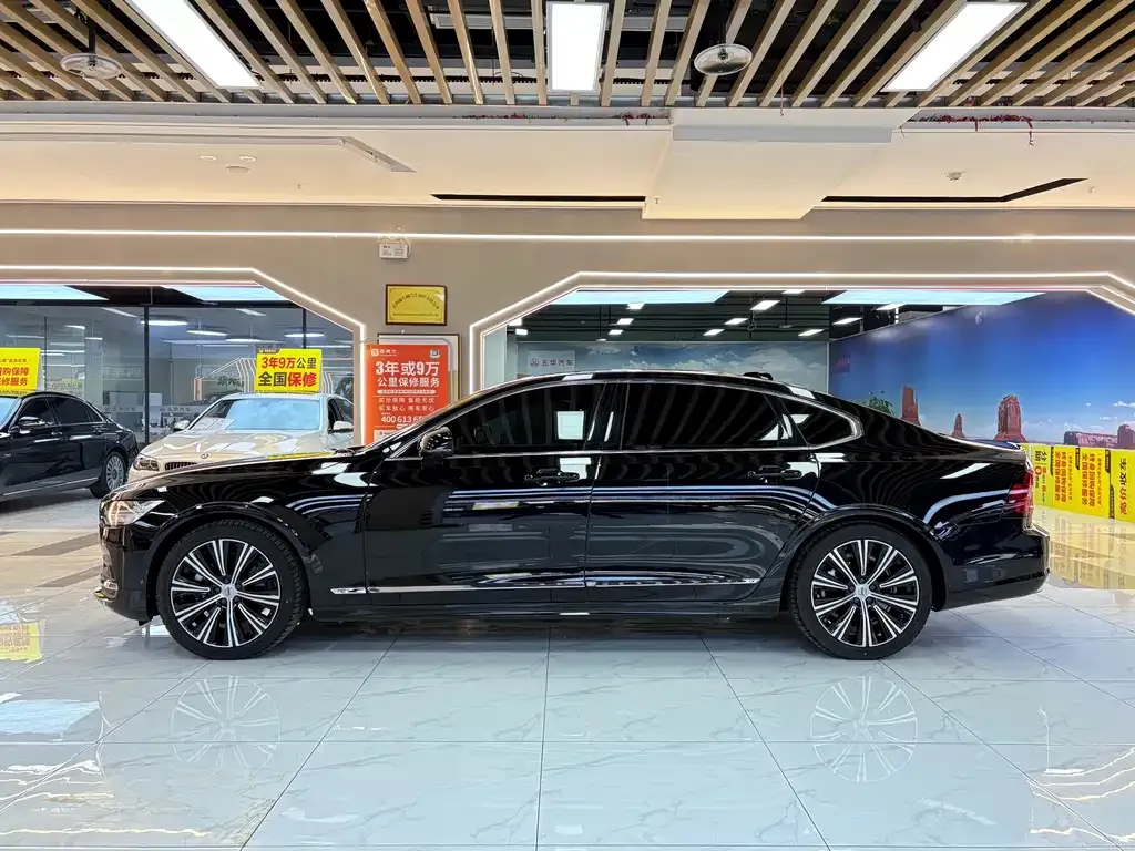 Volvo S90 2023 из CN, фото 5