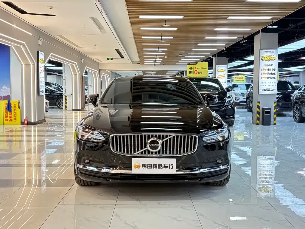 Volvo S90 2023 из CN, фото 3