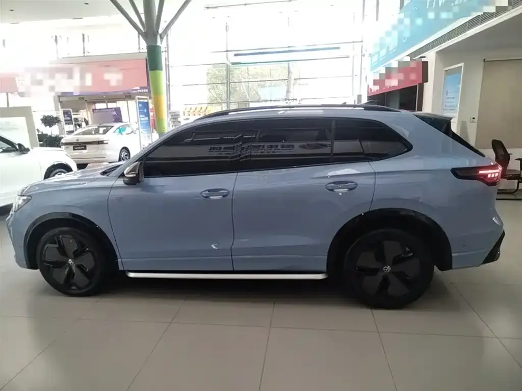 Volkswagen Tiguan L 2024 из CN, фото 5