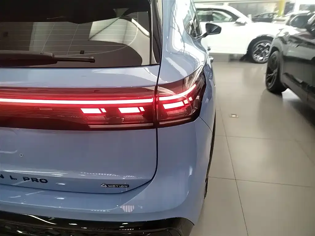 Volkswagen Tiguan L 2024 из CN, фото 10
