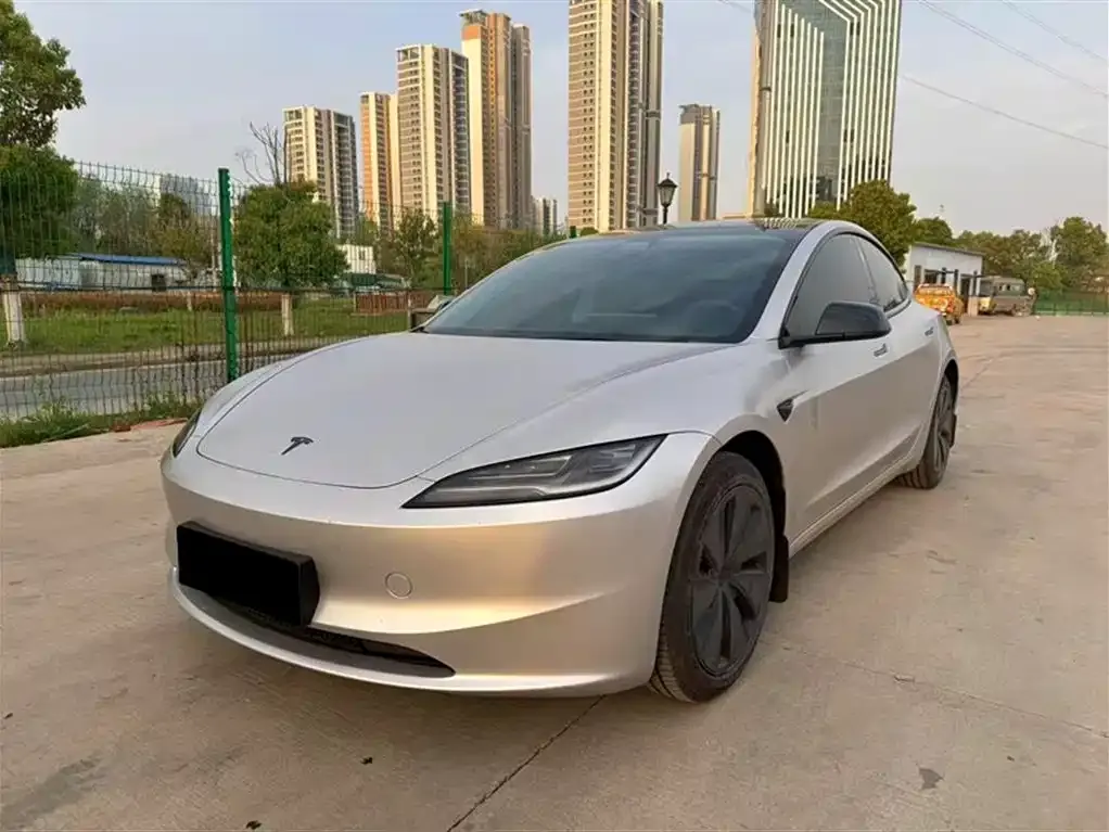 Tesla Model 3 2023 из CN, фото 1