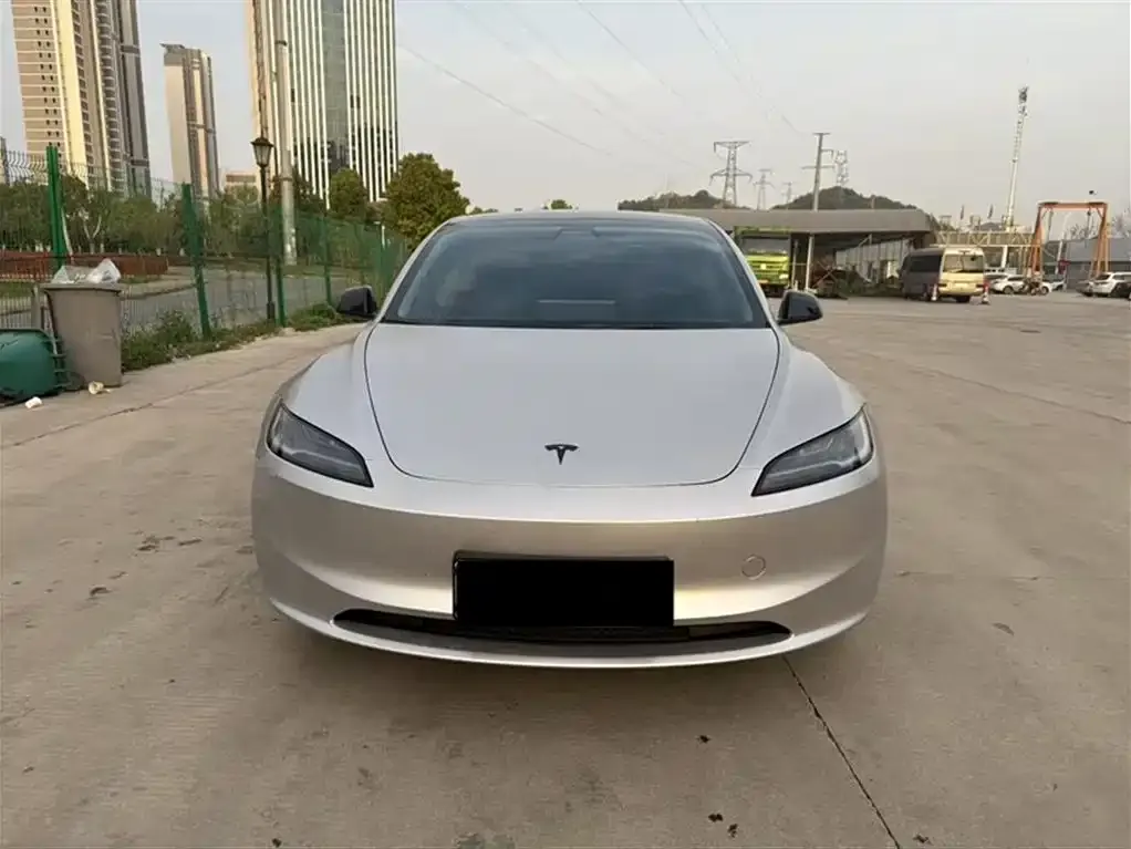 Tesla Model 3 2023 из CN, фото 7