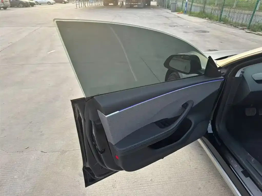 Tesla Model 3 2023 из CN, фото 5