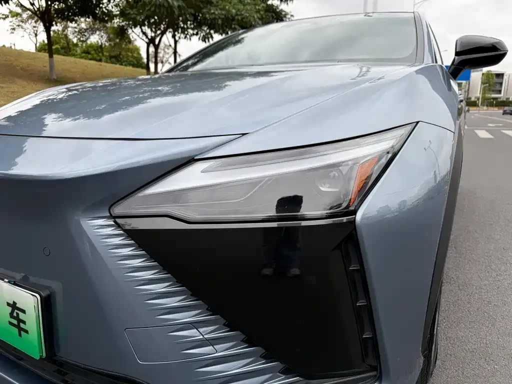 Lexus RZ 2023 из CN, фото 3