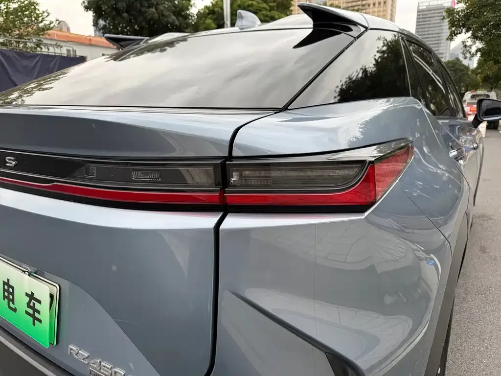 Lexus RZ 2023 из CN, фото 2