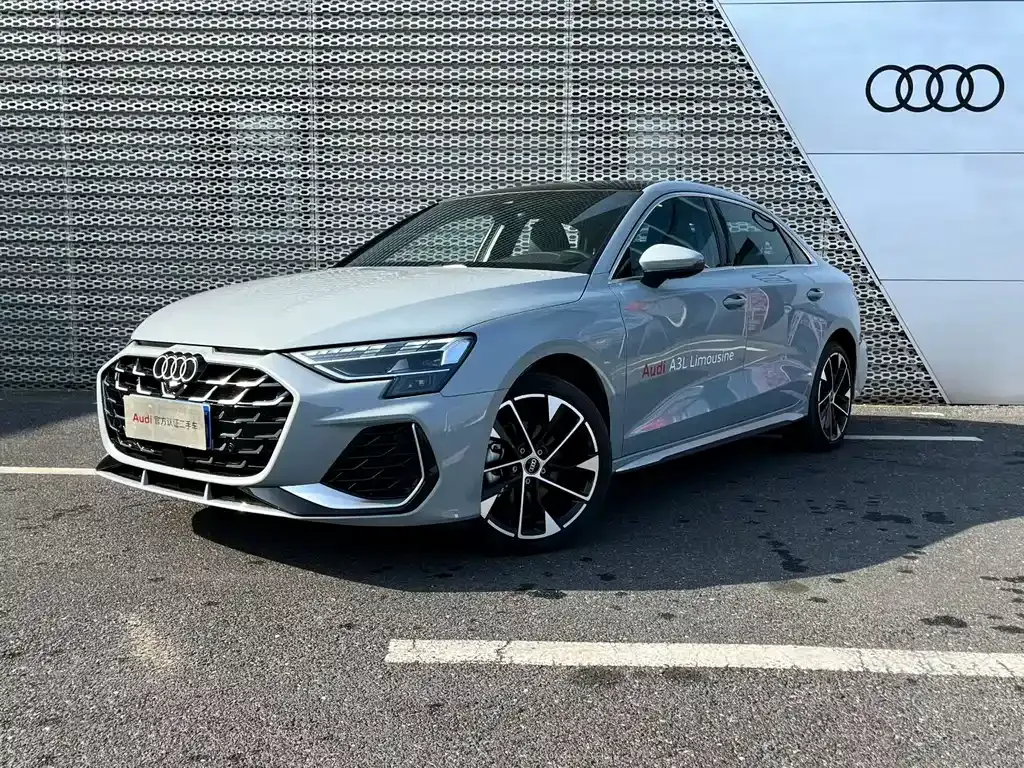 Audi A3 2024 из CN, фото 1