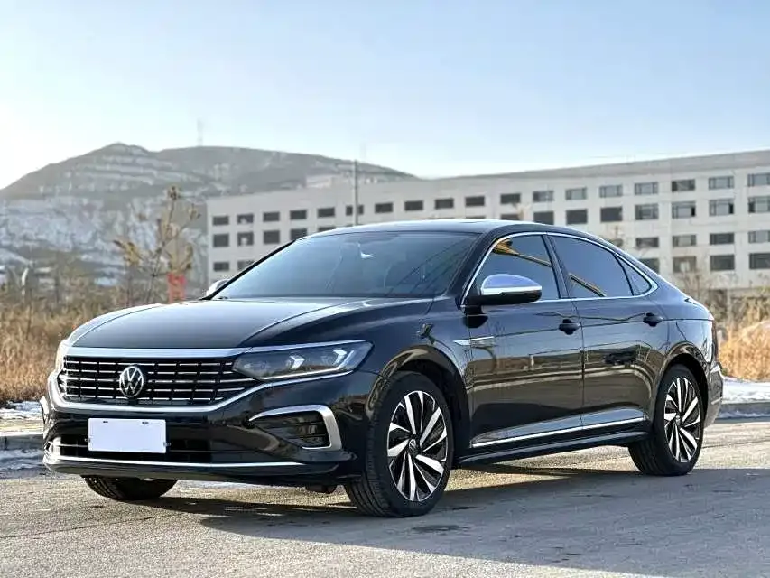 Volkswagen Passat 2022 из CN, фото 1