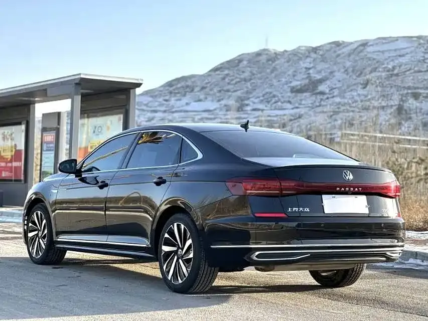 Volkswagen Passat 2022 из CN, фото 7