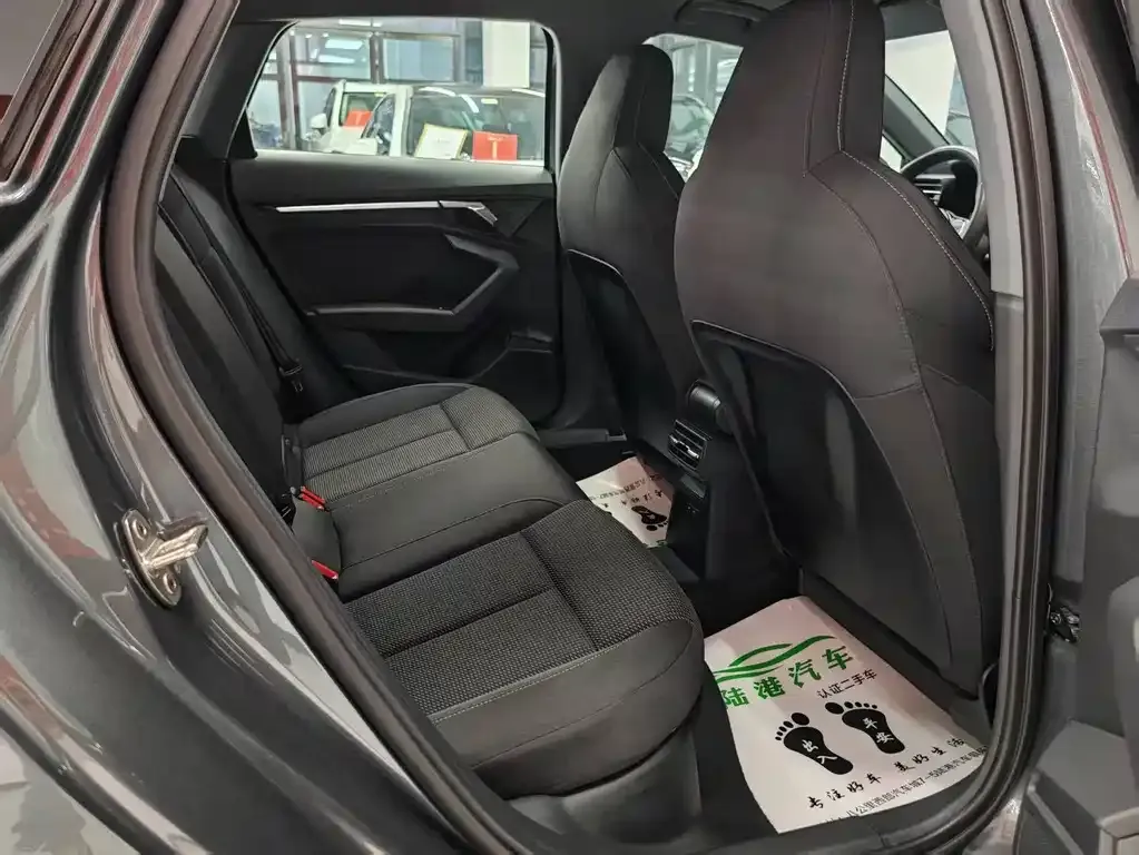 Audi A3 2024 из CN, фото 6