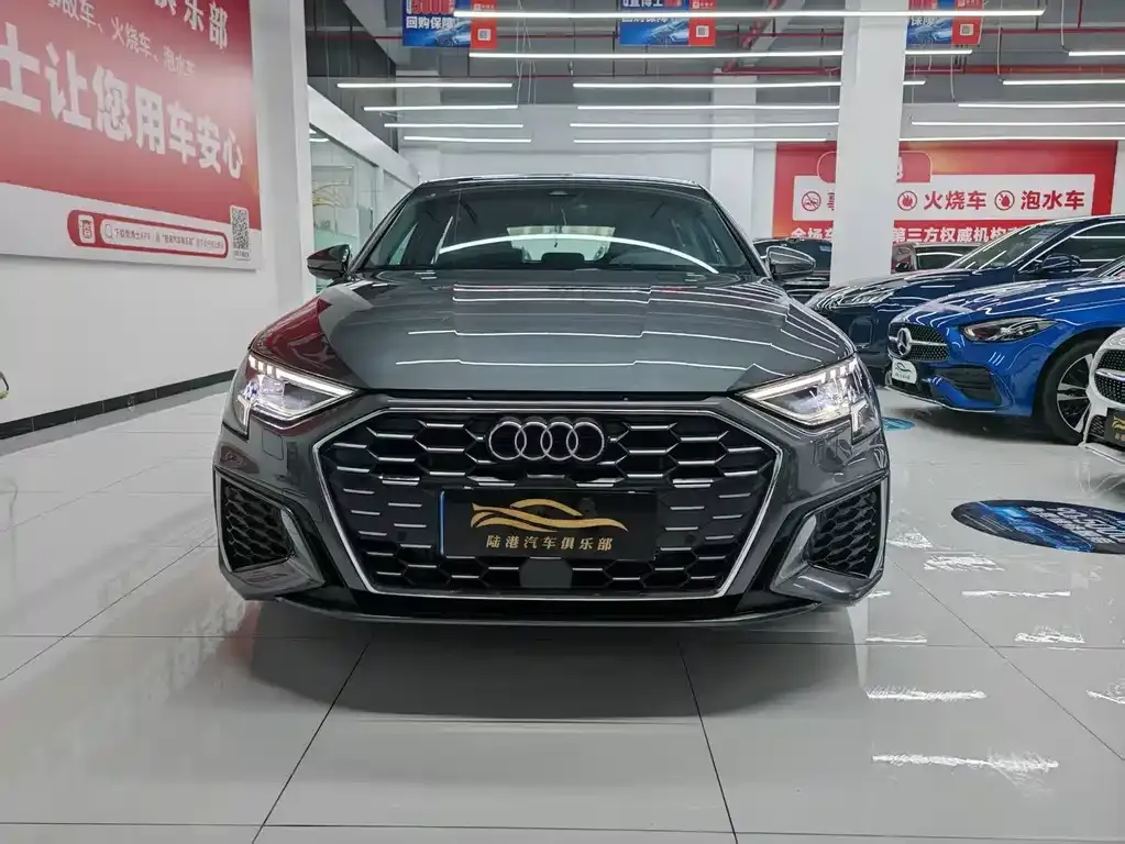 Audi A3 2024 из CN, фото 5