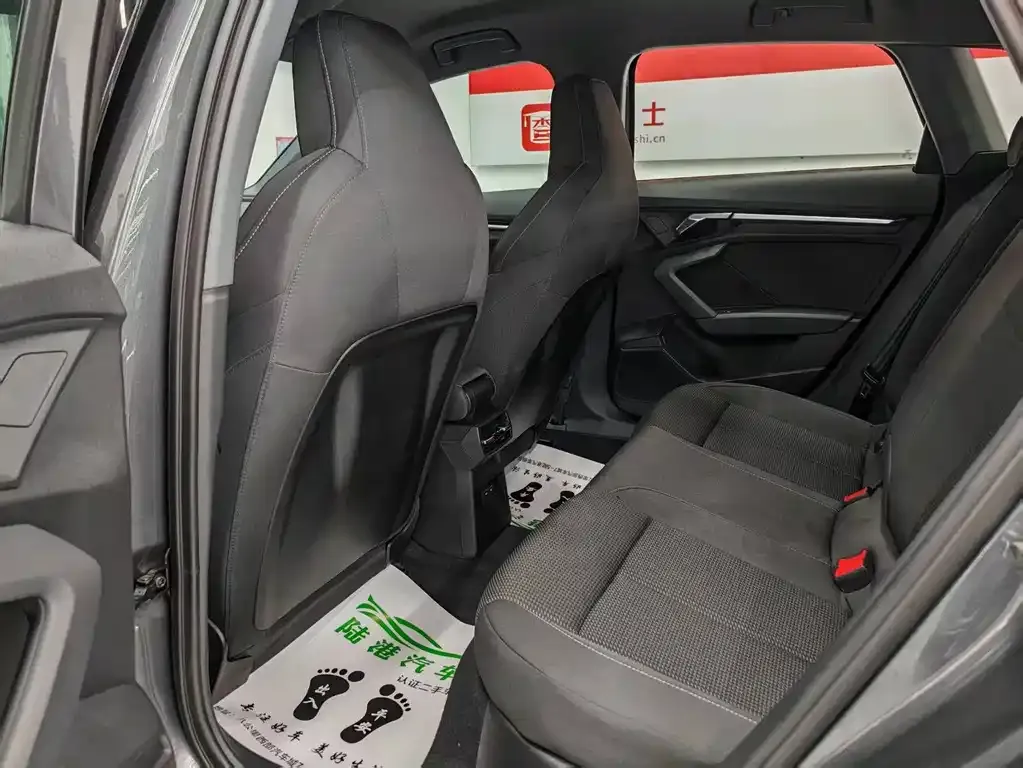 Audi A3 2024 из CN, фото 8