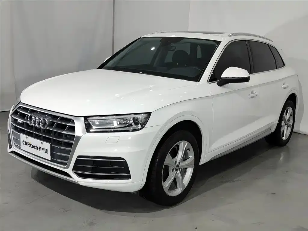 Audi Q5L 2021 из CN, фото 4