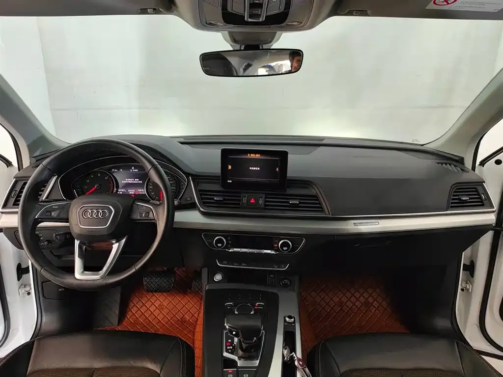 Audi Q5L 2021 из CN, фото 8