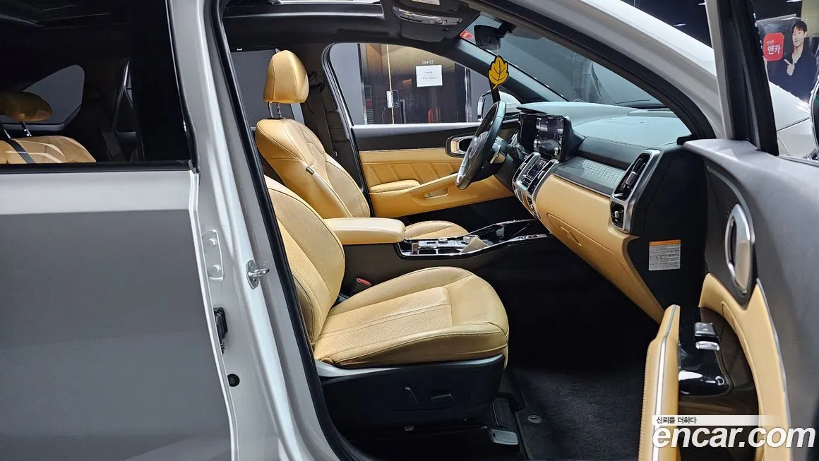 Kia Sorento — фото 10