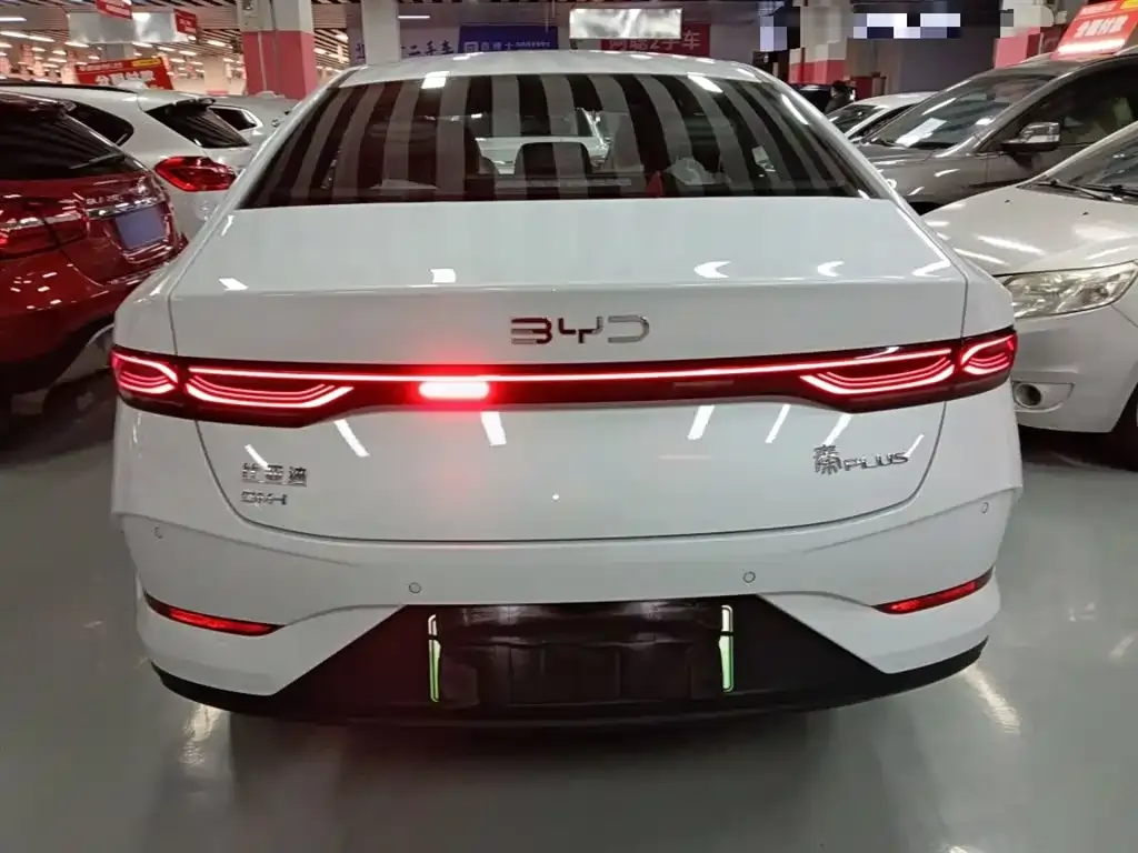 BYD Qin PLUS 2025 из CN, фото 10