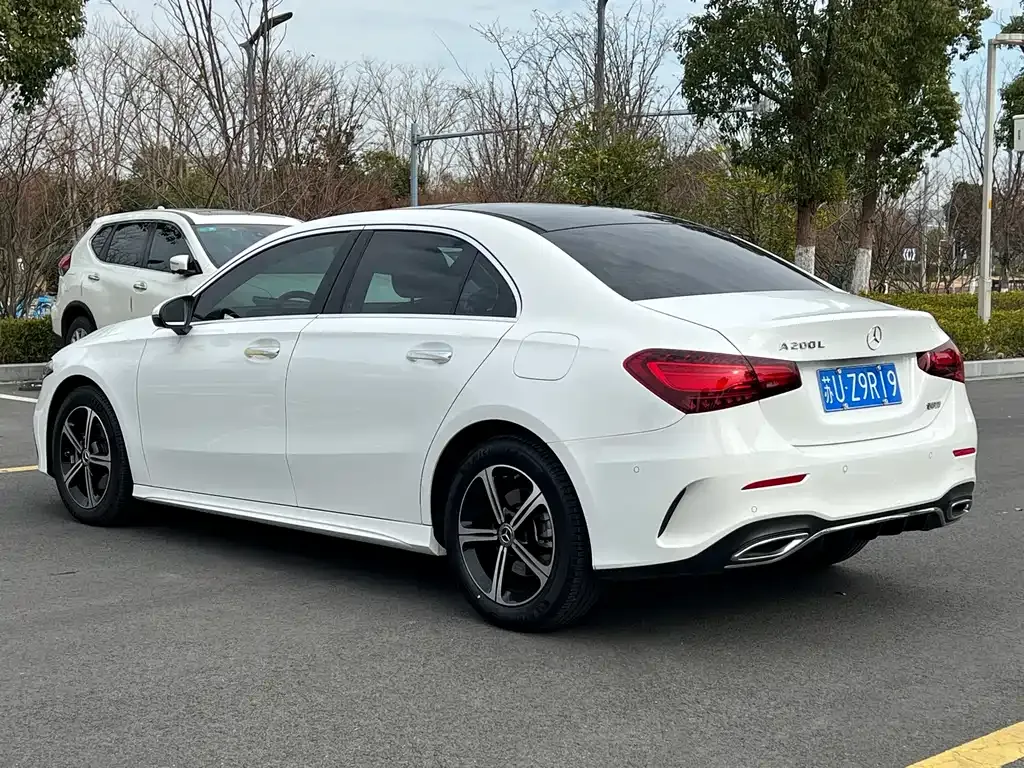 Mercedes-Benz A-Class 2024 из CN, фото 9