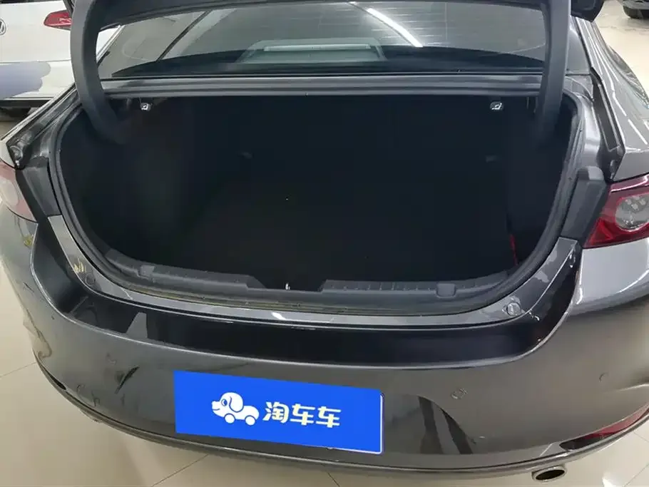 Mazda 3 Axela 2022 из CN, фото 4