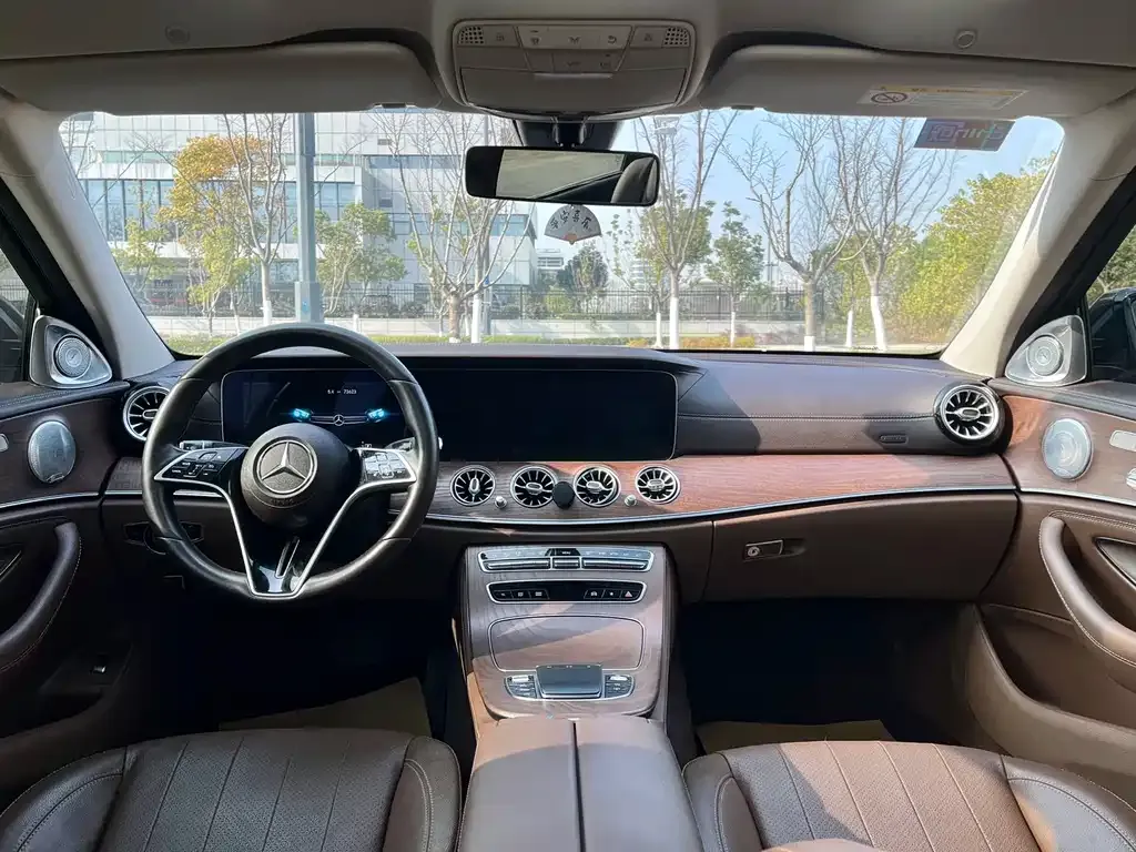 Mercedes-Benz E-Class 2022 из CN, фото 4