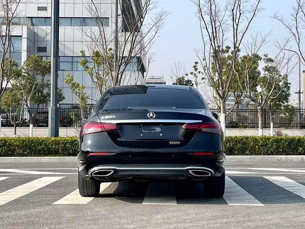 Mercedes-Benz E-Class 2022 из CN, фото 6