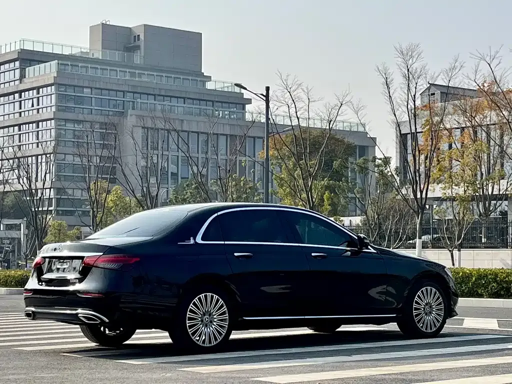Mercedes-Benz E-Class 2022 из CN, фото 5