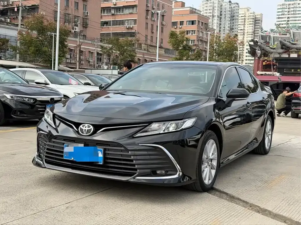 Toyota Camry 2024 из CN, фото 1