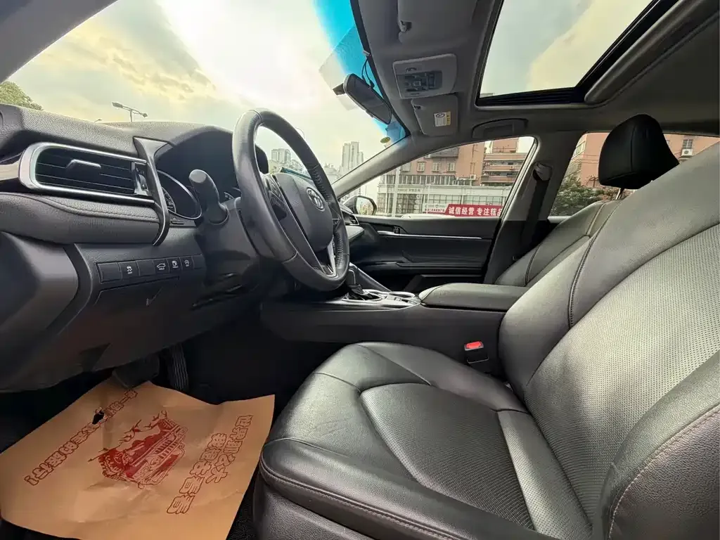 Toyota Camry 2024 из CN, фото 10