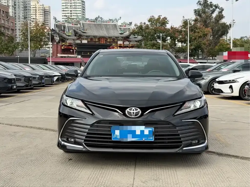Toyota Camry 2024 из CN, фото 2