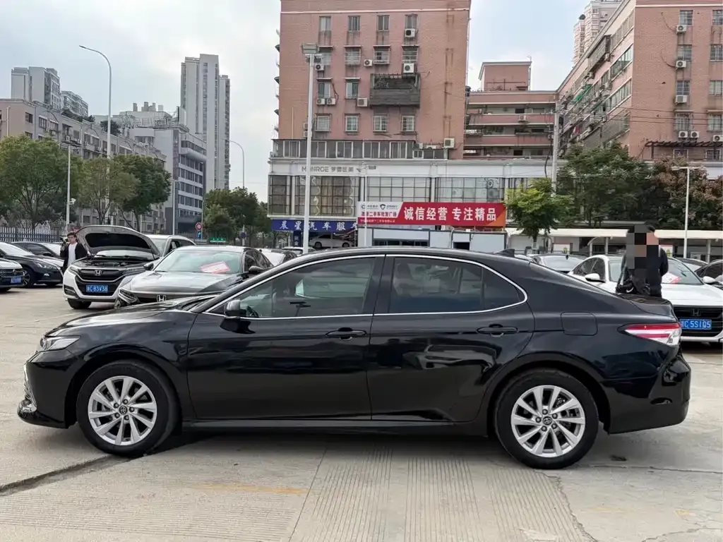 Toyota Camry 2024 из CN, фото 8