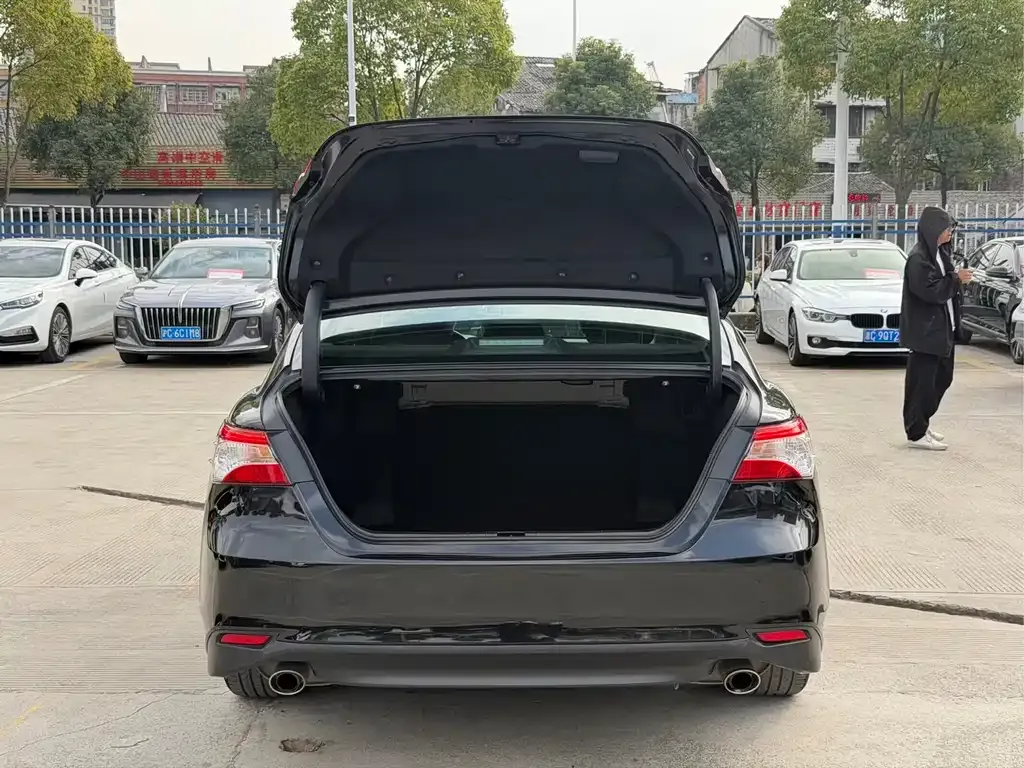 Toyota Camry 2024 из CN, фото 9