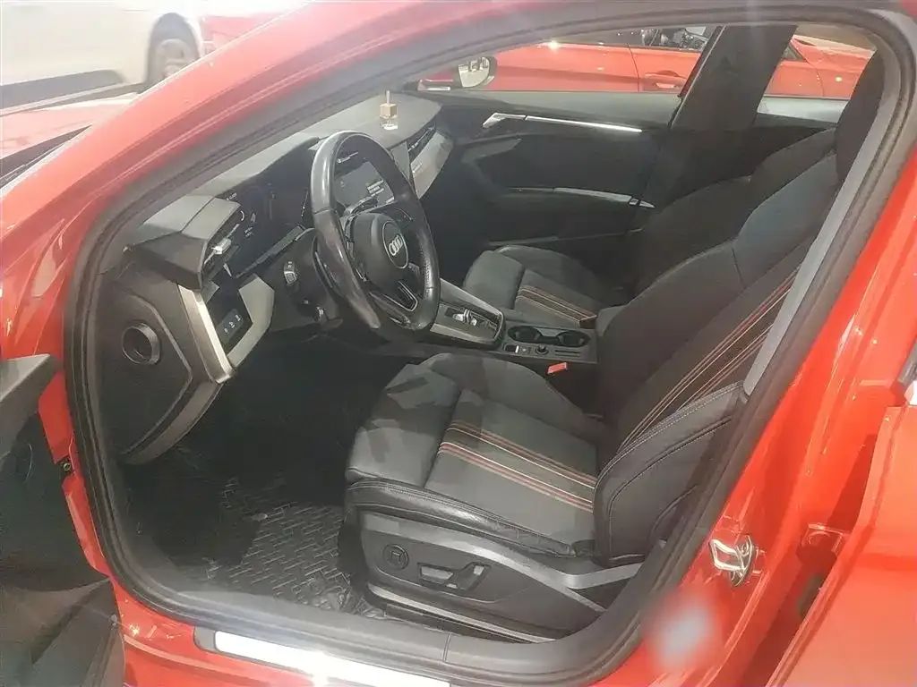 Audi A3 2022 из CN, фото 10