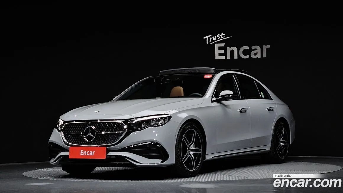 Mercedes-Benz E-Class — фото 1