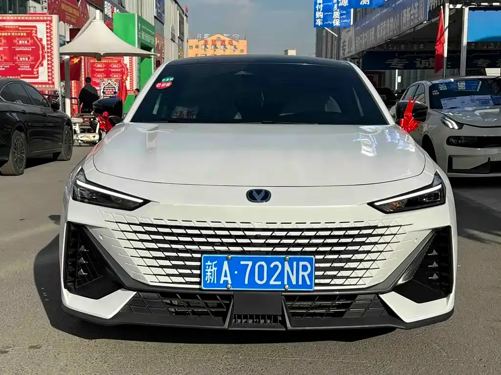 Changan UNI-V 2024 из CN, фото 2