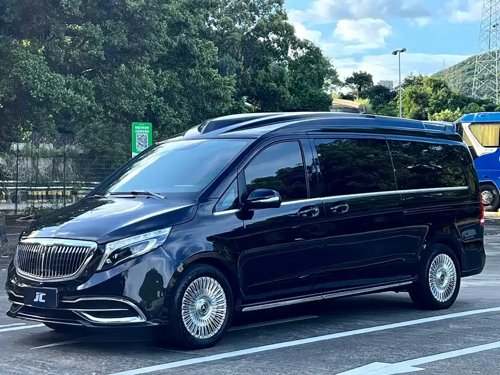 Mercedes-Benz V-Class 2022 из CN, фото 1