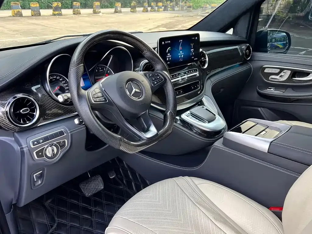 Mercedes-Benz V-Class 2022 из CN, фото 7