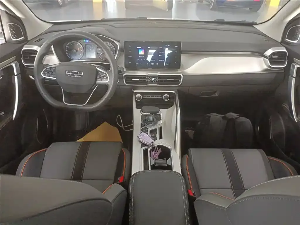 Geely Binyue 2025 из CN, фото 5