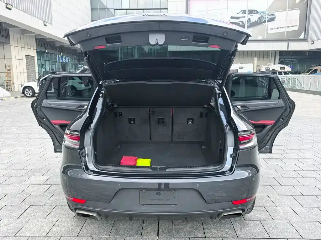 Porsche Macan 2021 из CN, фото 2