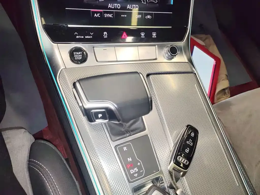 Audi A6L 2023 из CN, фото 5