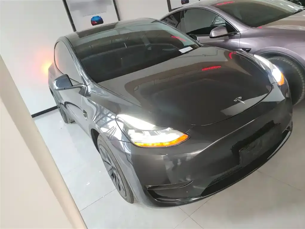 Tesla Model Y 2024 из CN, фото 4