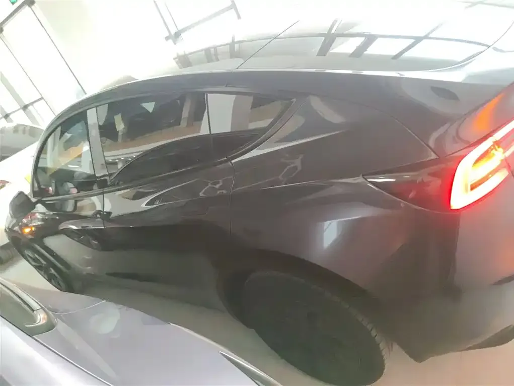 Tesla Model Y 2024 из CN, фото 6