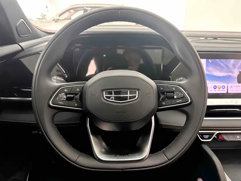 Geely Xingyue L 2024 из CN, фото 2
