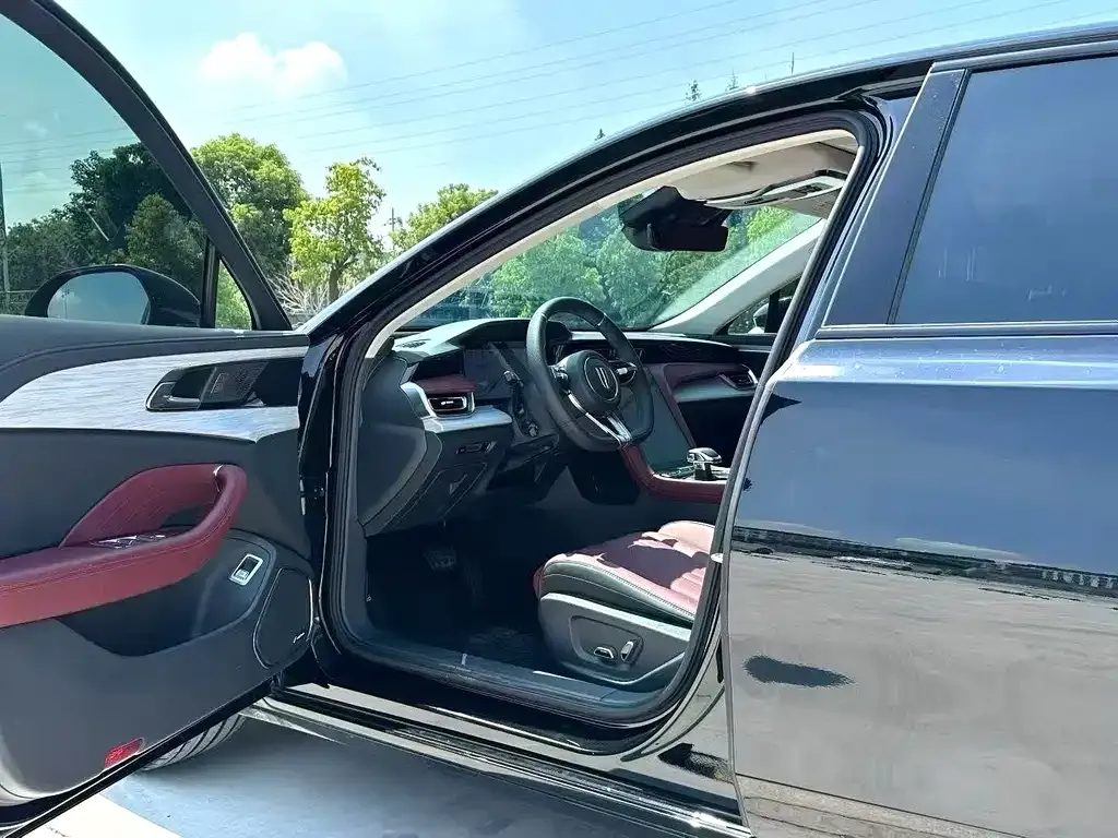 Hongqi H5 2025 из CN, фото 5
