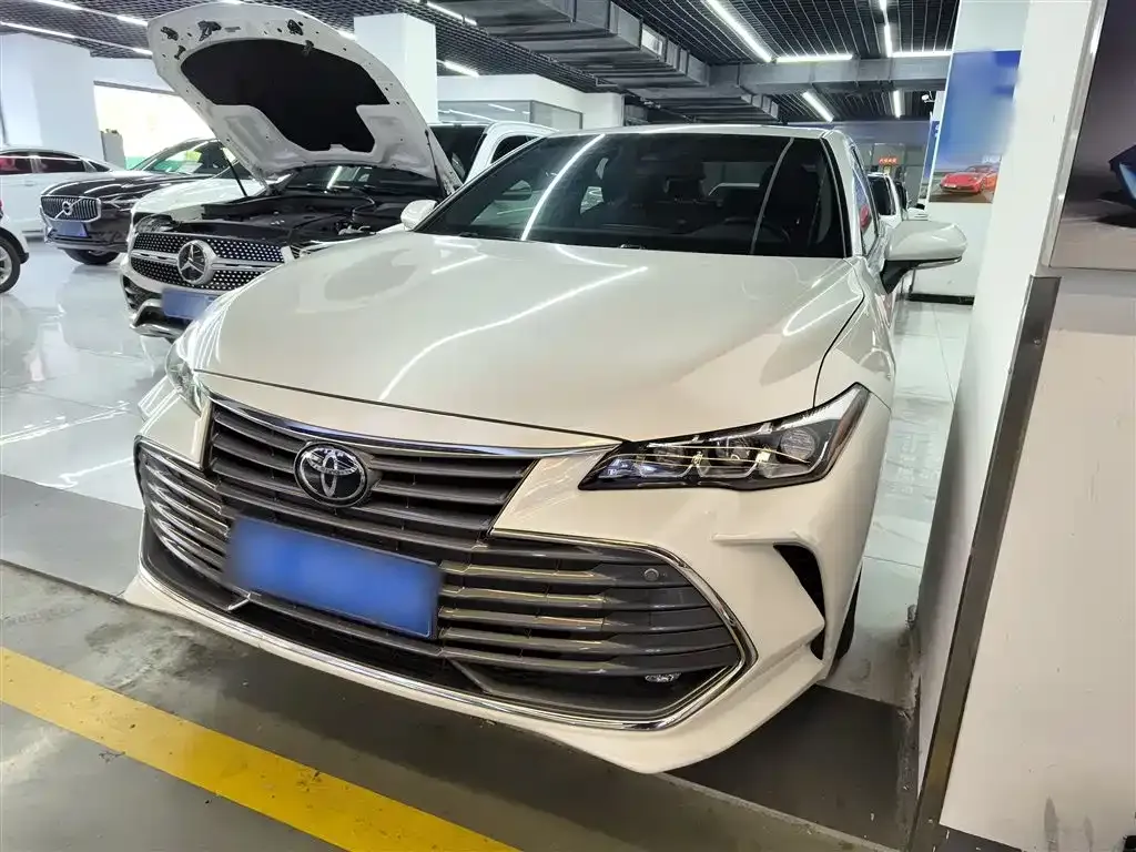 Toyota Avalon 2021 из CN, фото 1