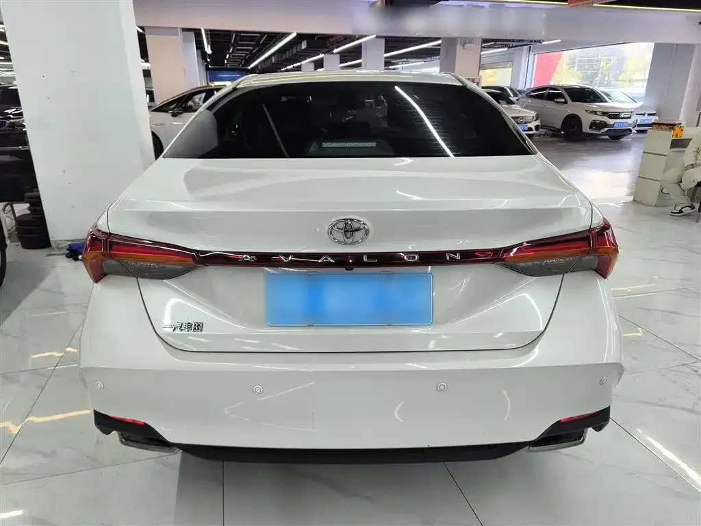Toyota Avalon 2021 из CN, фото 3