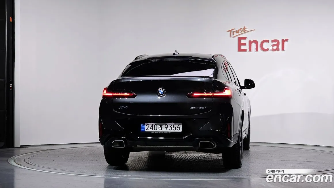 BMW X4 2023 из KR, фото 2
