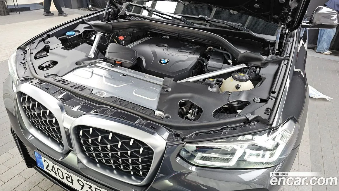 BMW X4 2023 из KR, фото 7