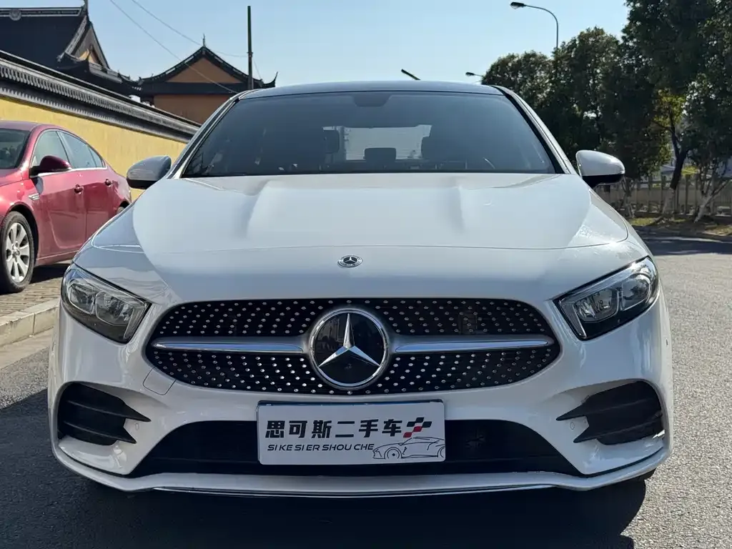 Mercedes-Benz A-Class 2023 из CN, фото 2