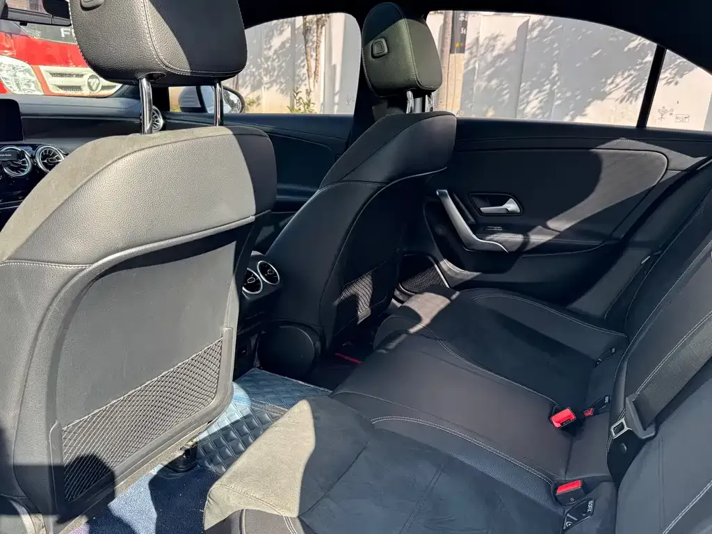 Mercedes-Benz A-Class 2023 из CN, фото 6