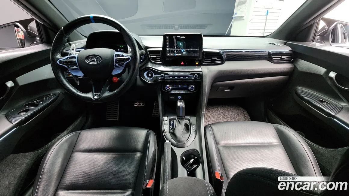 Hyundai Veloster — фото 9